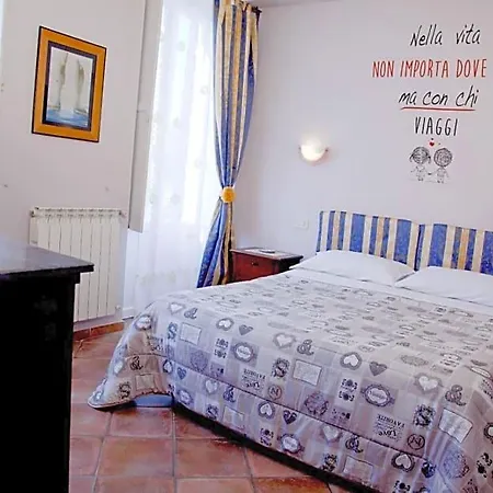 Casa Per Ferie Metamorphosi