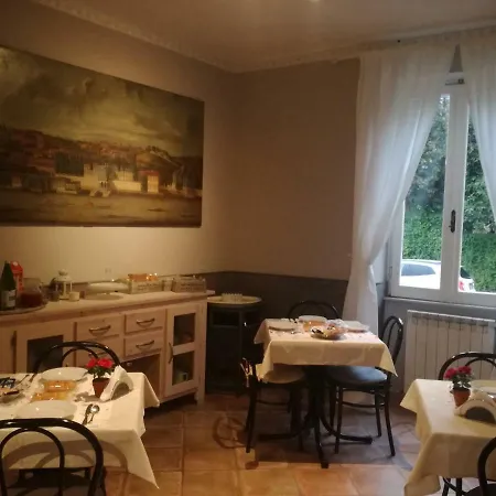 Casa Per Ferie Metamorphosi 3*